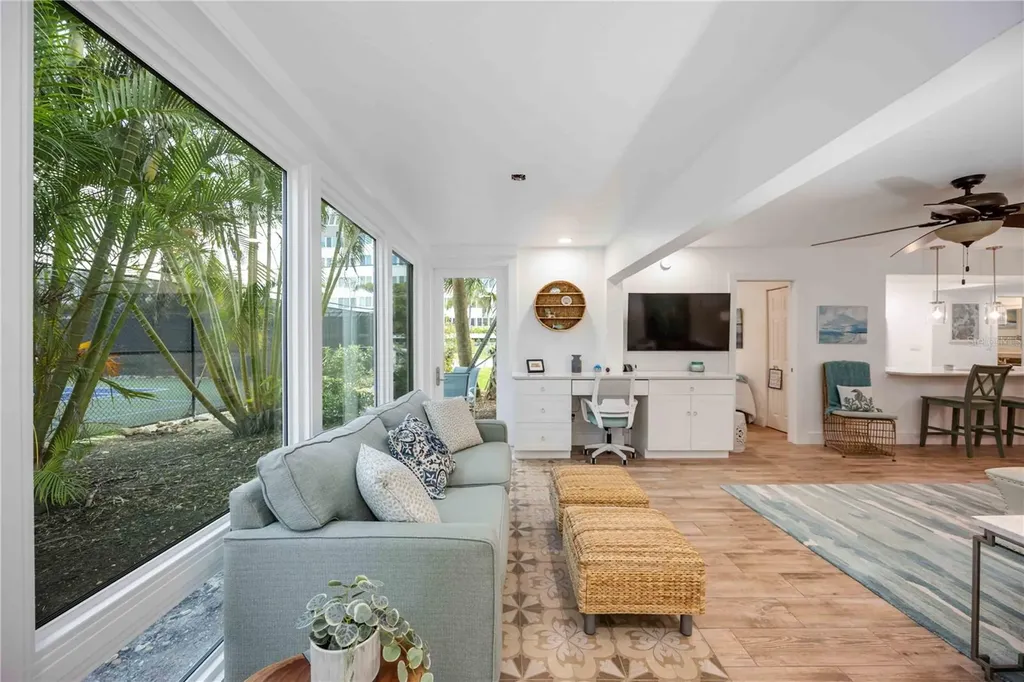 1166 W Peppertree Drive Sarasota FL 34242