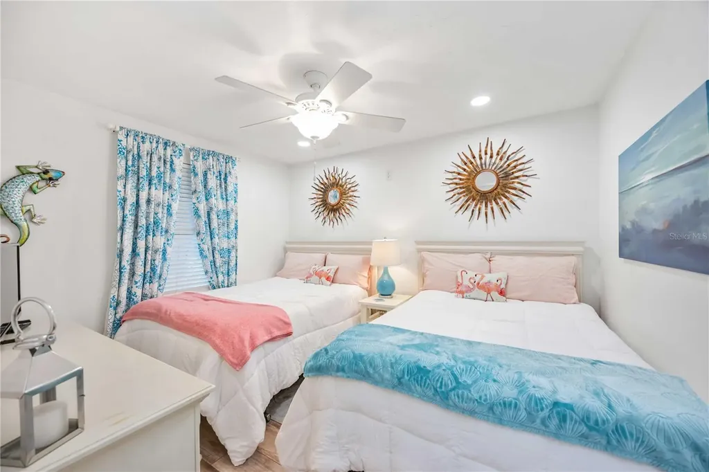 1166 W Peppertree Drive Sarasota FL 34242