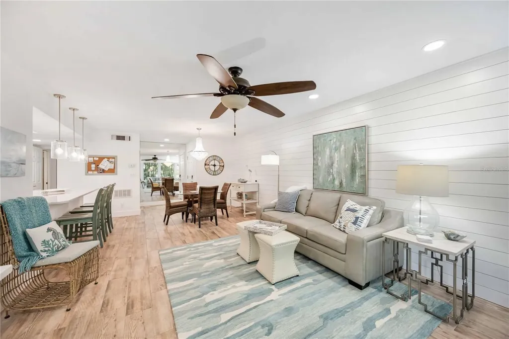 1166 W Peppertree Drive Sarasota FL 34242