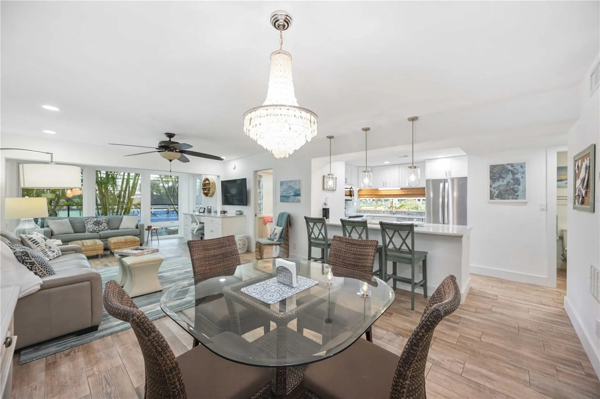 1166 W Peppertree Drive Sarasota FL 34242