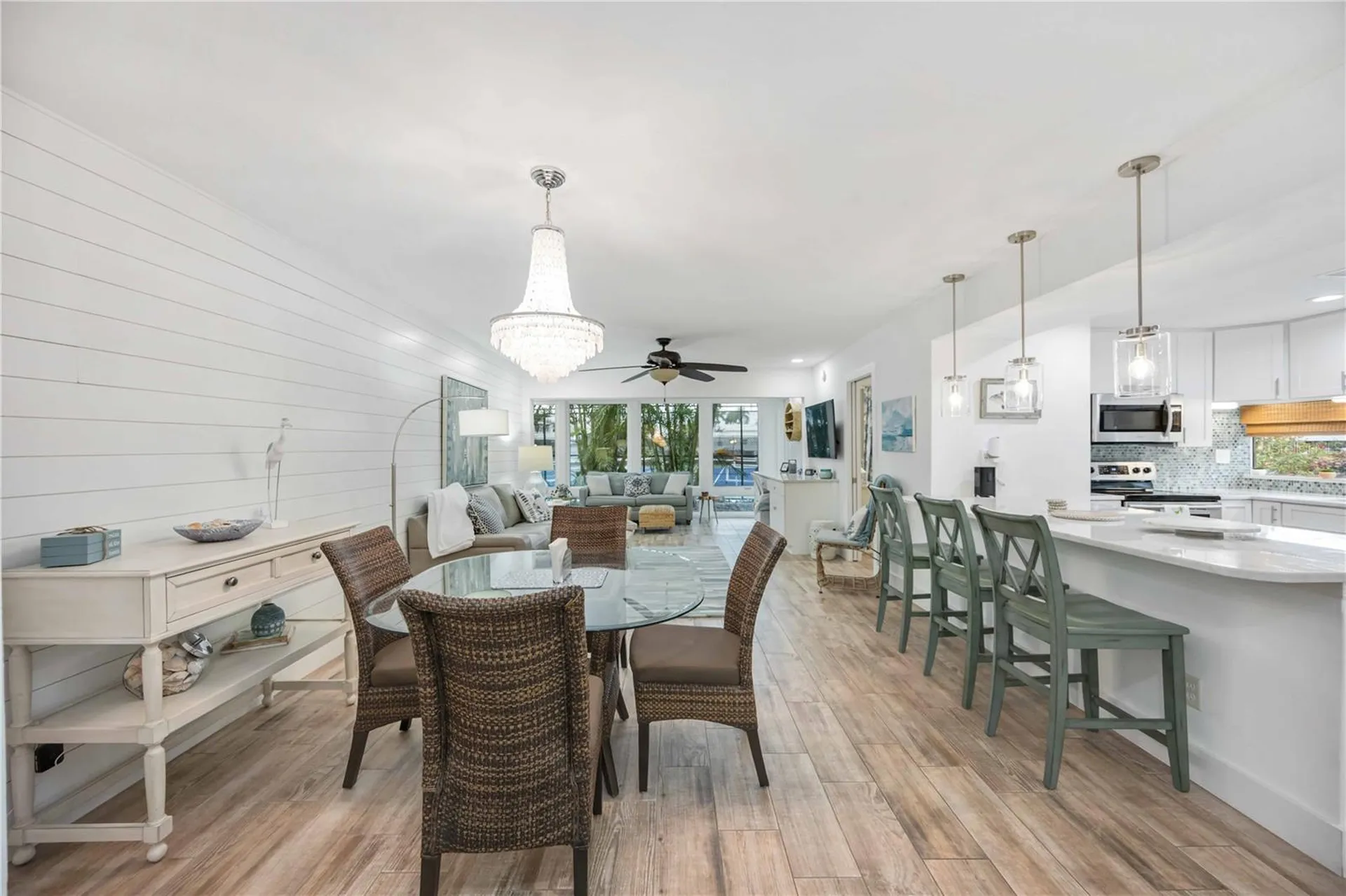 1166 W Peppertree Drive Sarasota FL 34242