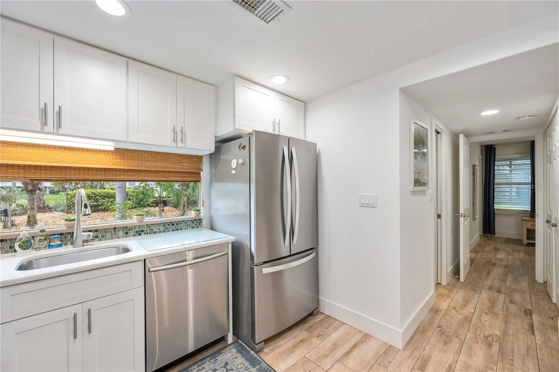 1166 W Peppertree Drive Sarasota FL 34242