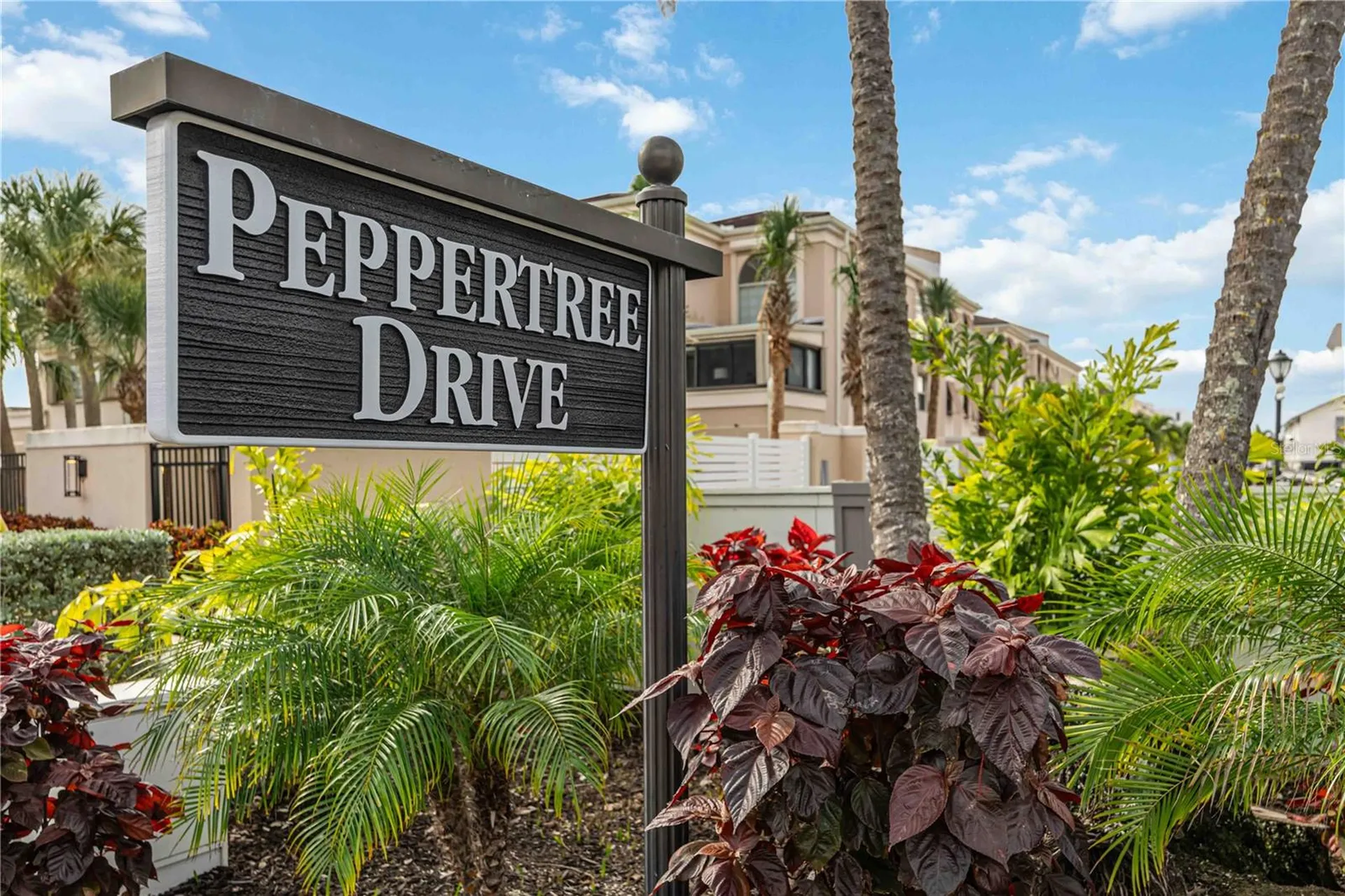1166 W Peppertree Drive Sarasota FL 34242