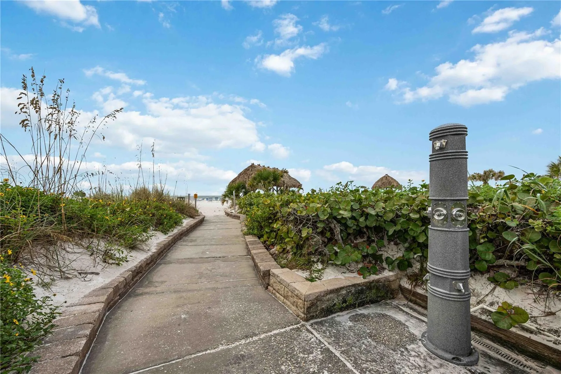 1166 W Peppertree Drive Sarasota FL 34242