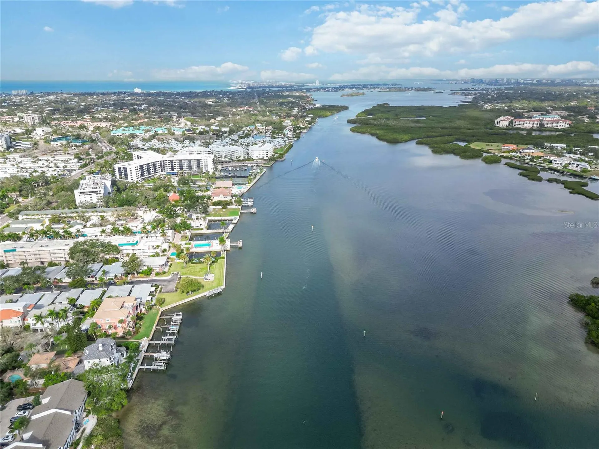 1166 W Peppertree Drive Sarasota FL 34242