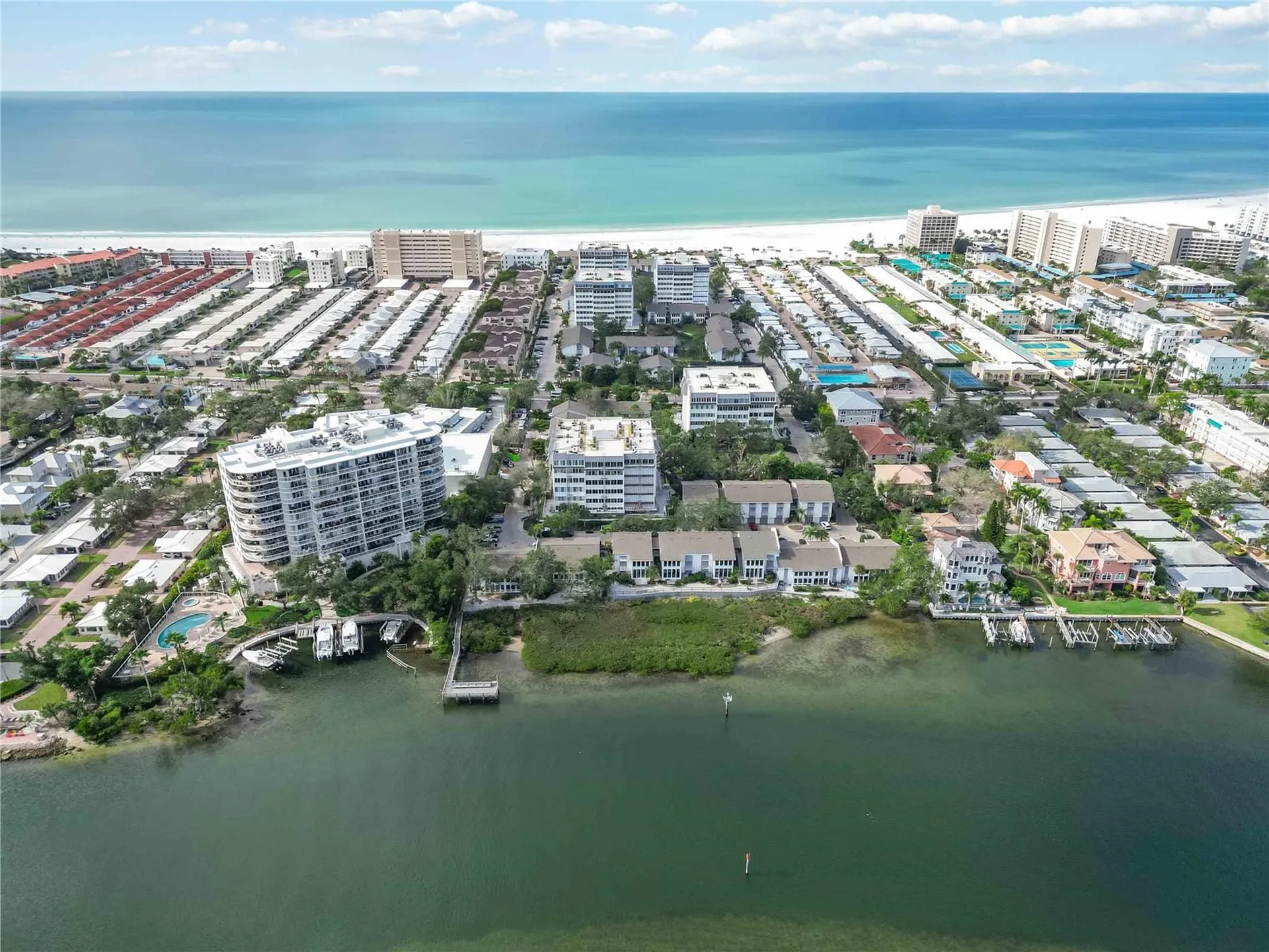 1166 W Peppertree Drive Sarasota FL 34242