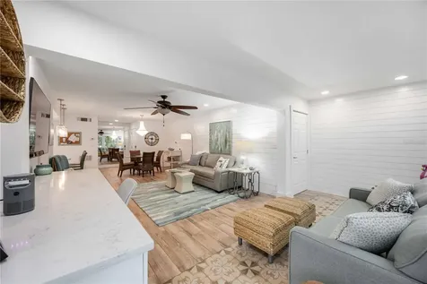 1166 W Peppertree Drive Sarasota FL 34242