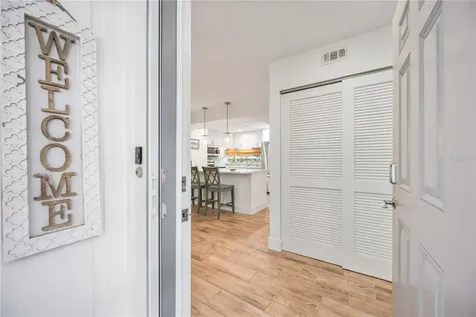 1166 W Peppertree Drive Sarasota FL 34242
