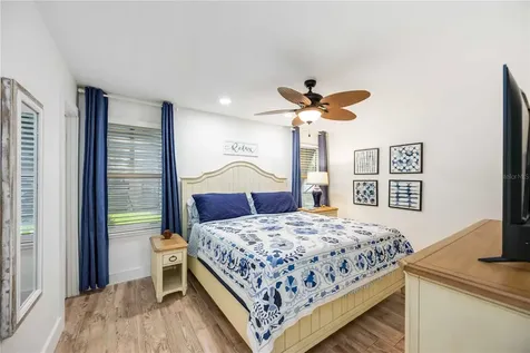 1166 W Peppertree Drive Sarasota FL 34242
