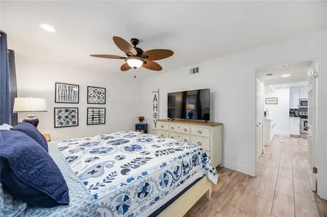 1166 W Peppertree Drive Sarasota FL 34242
