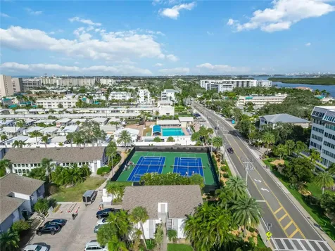 1166 W Peppertree Drive Sarasota FL 34242