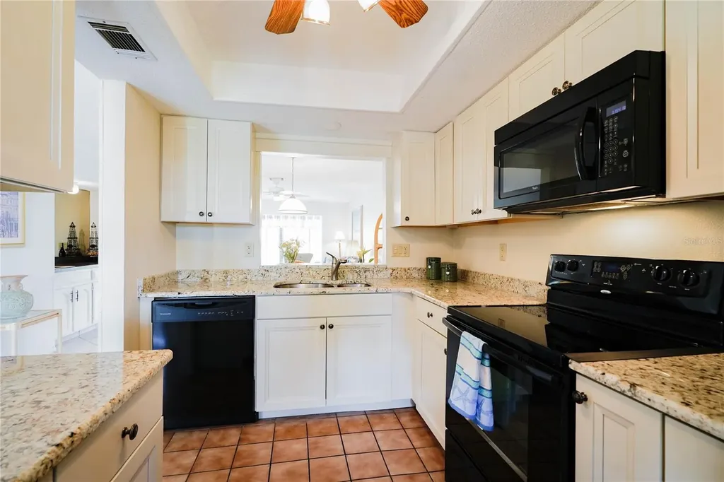 330 Mission Trail N Venice FL 34285