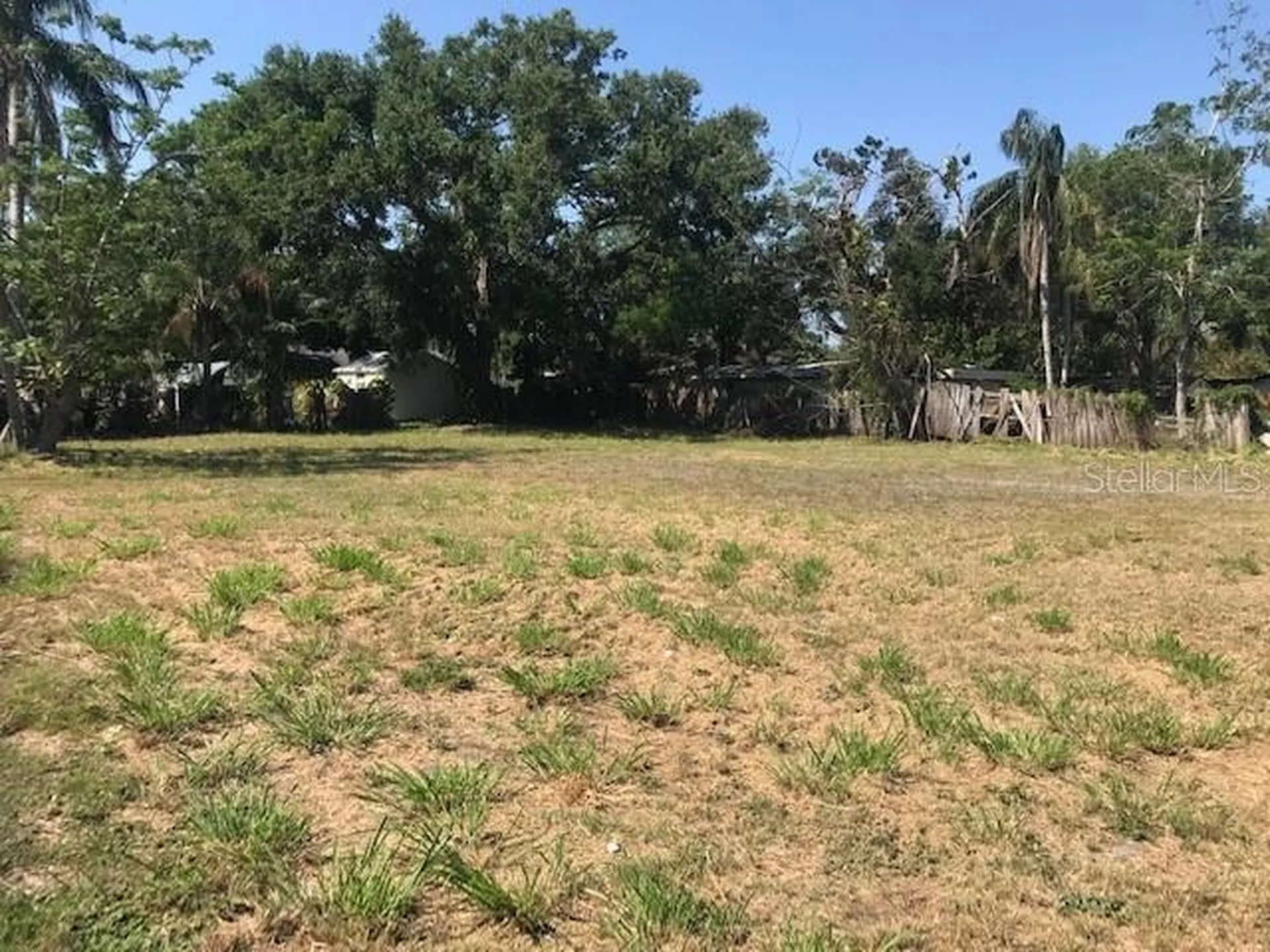 2930 Hawthorne Street Sarasota FL 34239