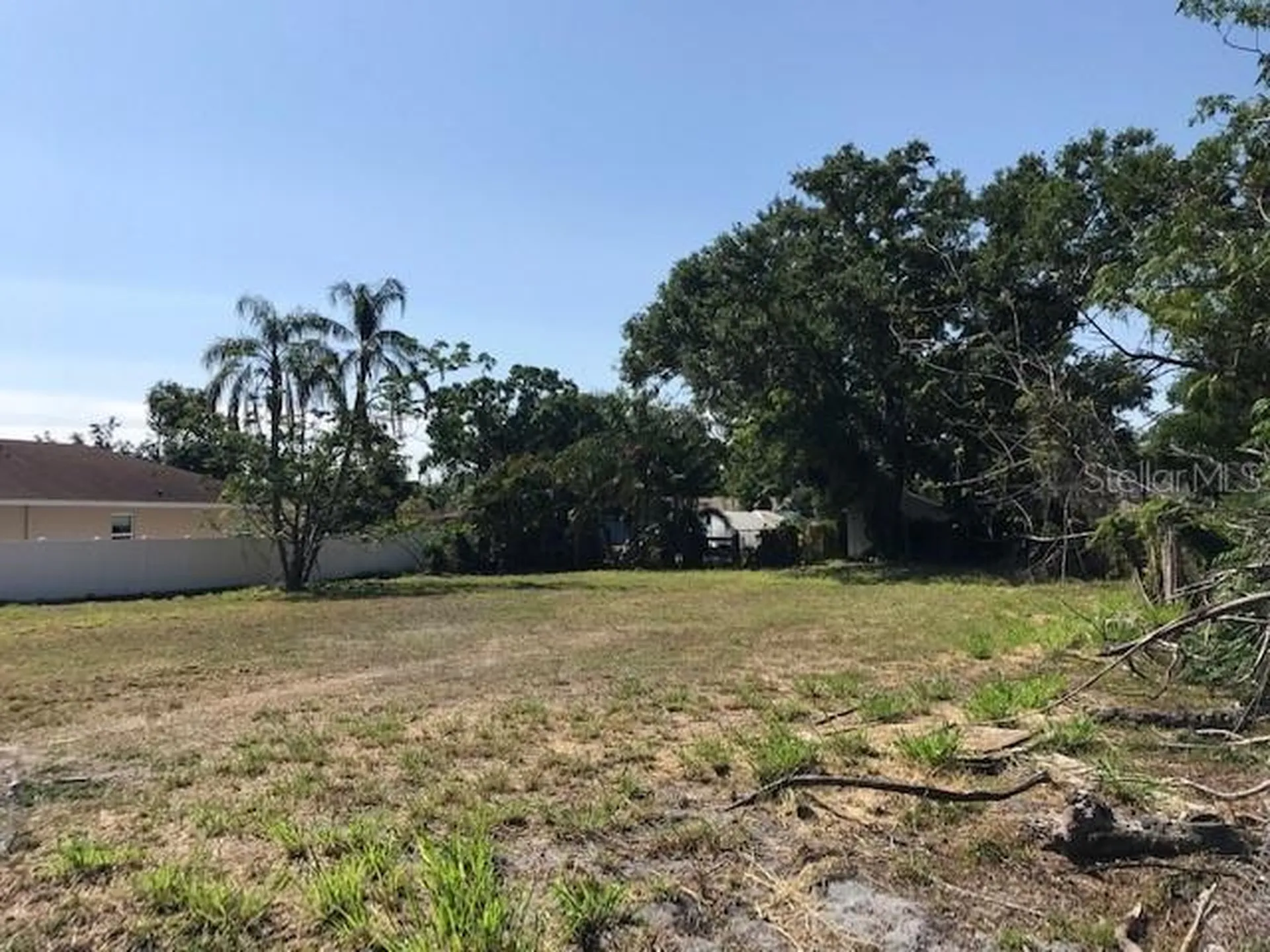 2930 Hawthorne Street Sarasota FL 34239