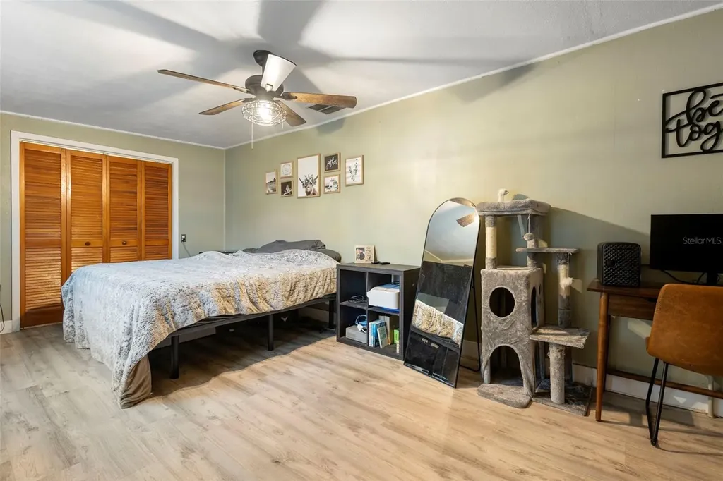 120 E Holly Drive Orange City FL 32763