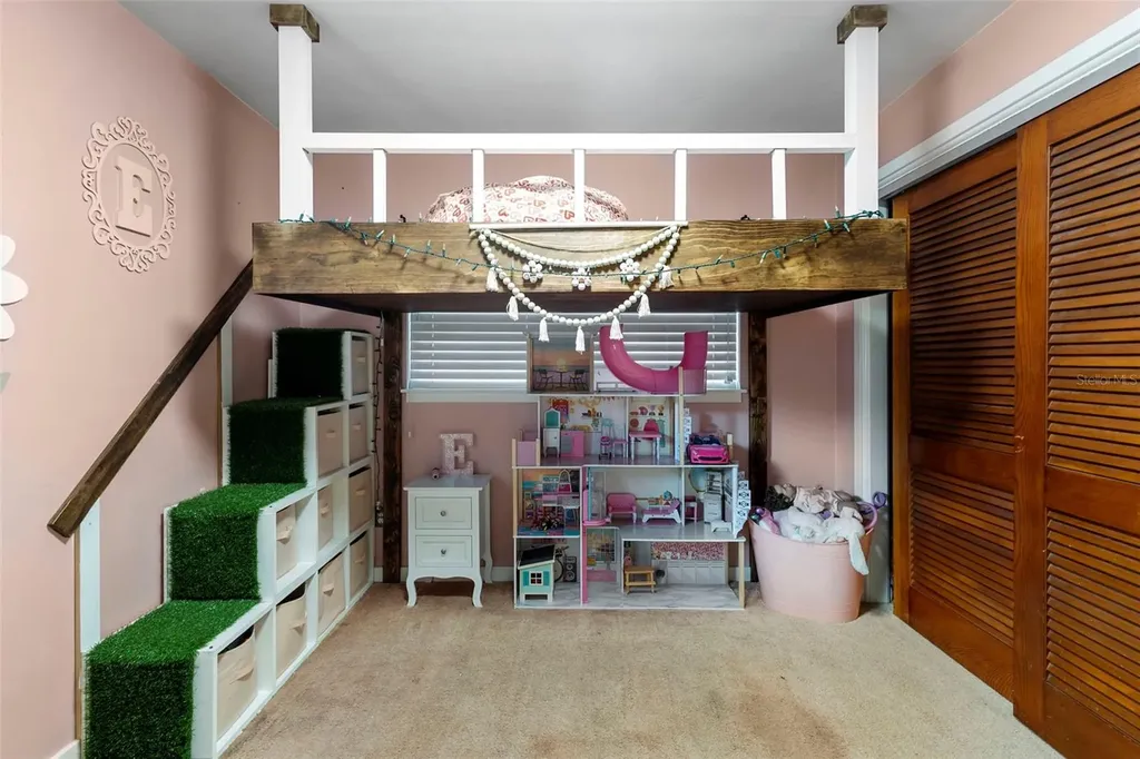 120 E Holly Drive Orange City FL 32763