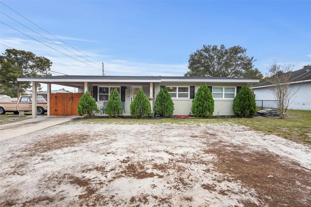 120 E Holly Drive Orange City FL 32763