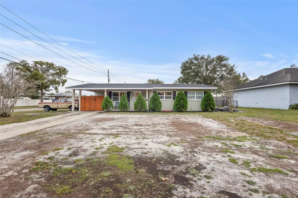 120 E Holly Drive Orange City FL 32763