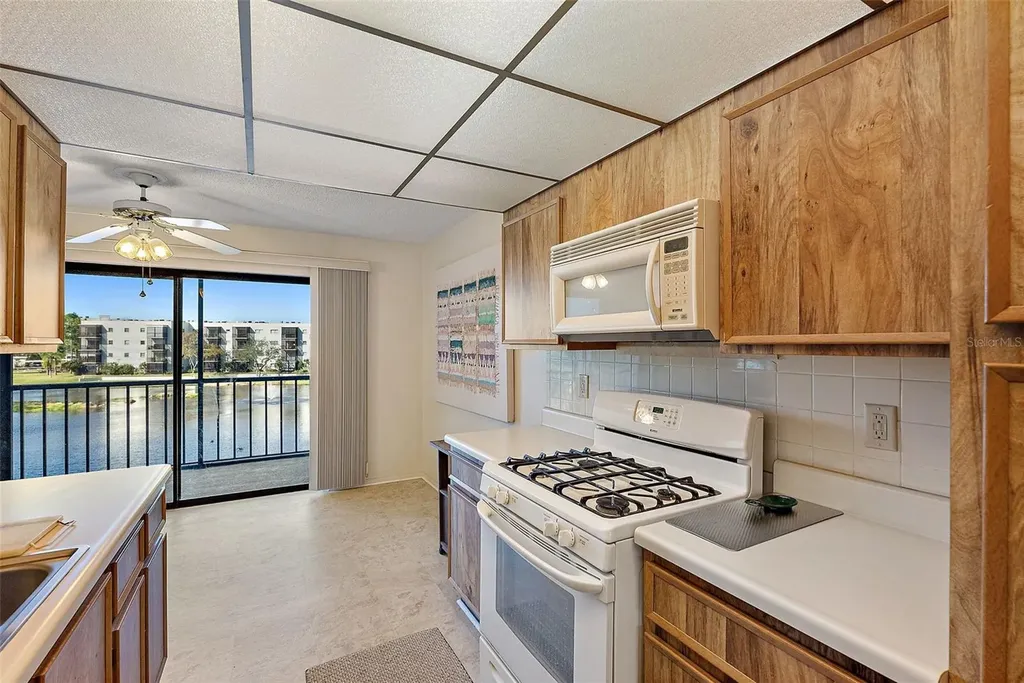 6188 80th Street N St Petersburg FL 33709