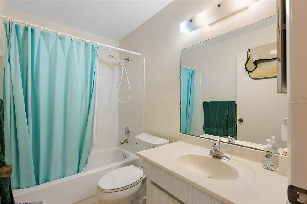 6188 80th Street N St Petersburg FL 33709