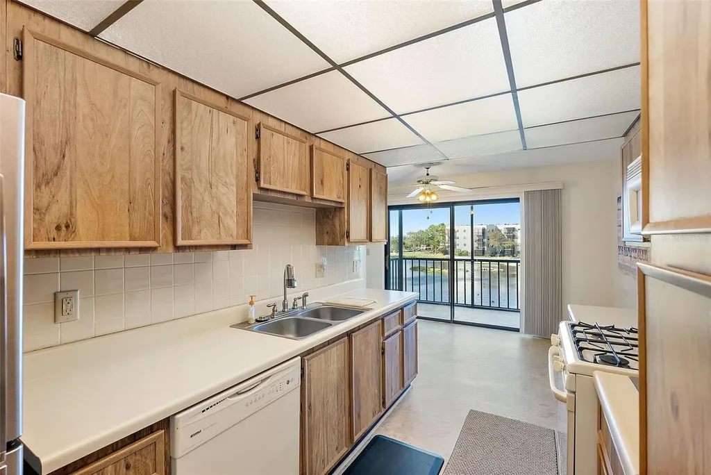 6188 80th Street N St Petersburg FL 33709