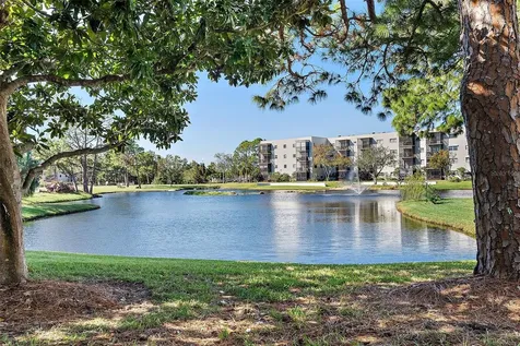 6188 80th Street N St Petersburg FL 33709