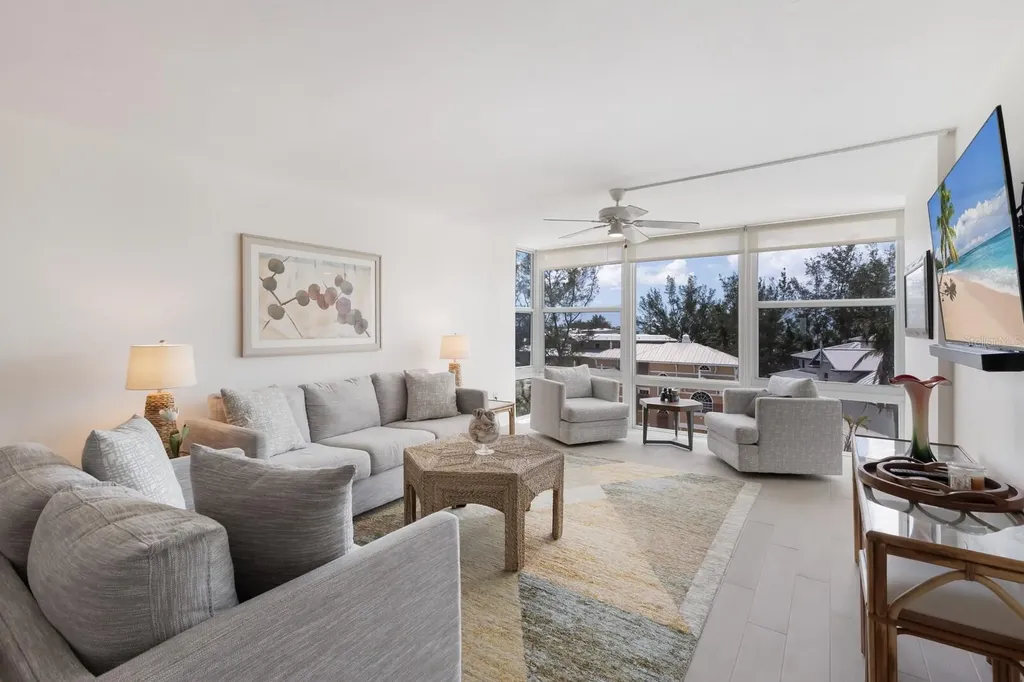 5200 Gulf Drive Holmes Beach FL 34217