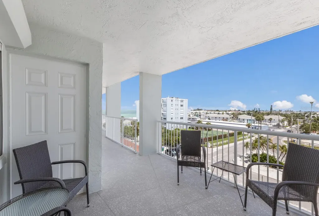 5200 Gulf Drive Holmes Beach FL 34217