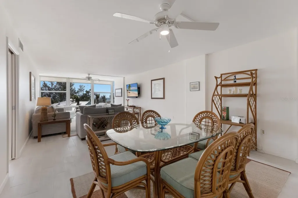 5200 Gulf Drive Holmes Beach FL 34217