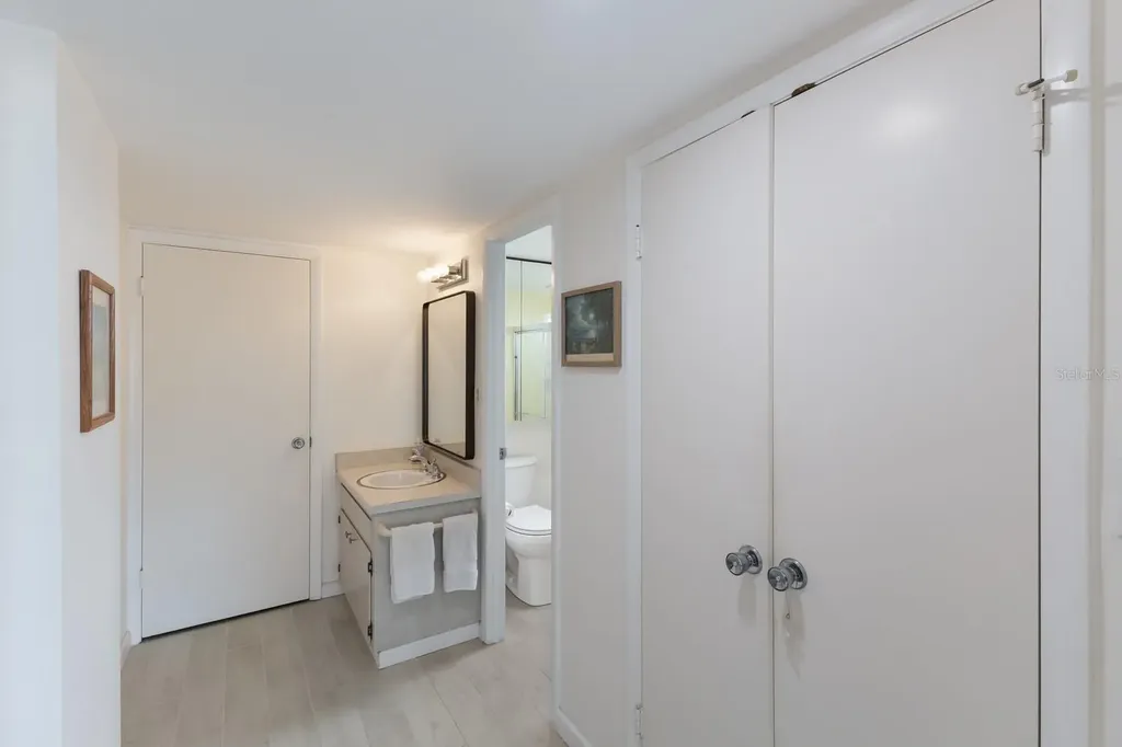 5200 Gulf Drive Holmes Beach FL 34217