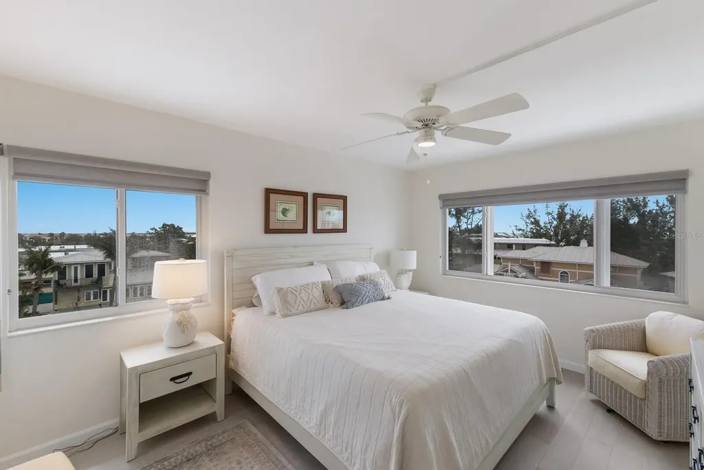 5200 Gulf Drive Holmes Beach FL 34217