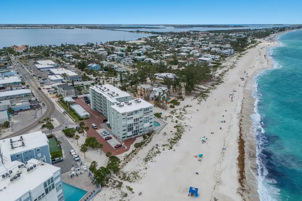 5200 Gulf Drive Holmes Beach FL 34217