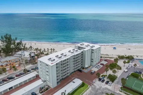 5200 Gulf Drive Holmes Beach FL 34217