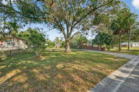 6311 Hobson Street NE St Petersburg FL 33702