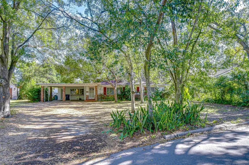 3008 S Emerson Street Tampa FL 33629