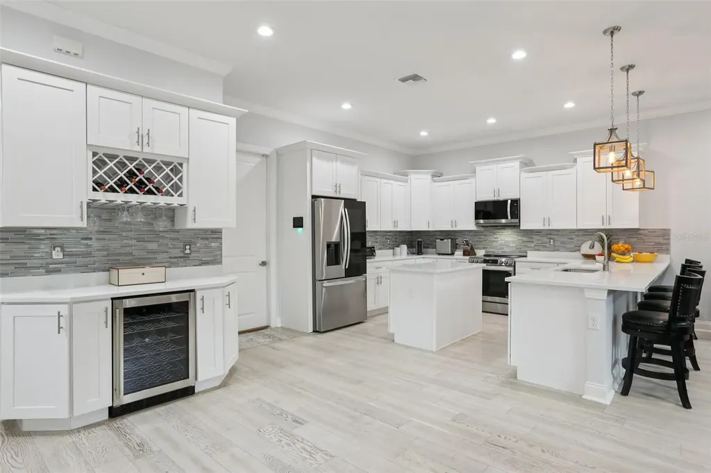 714 S Lois Avenue Tampa FL 33609