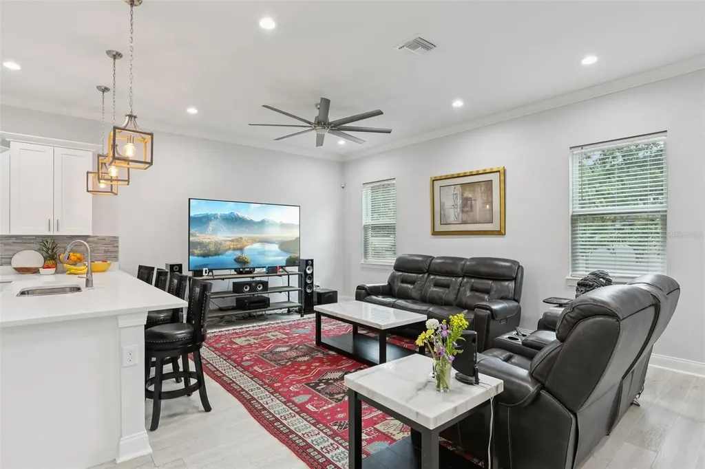 714 S Lois Avenue Tampa FL 33609
