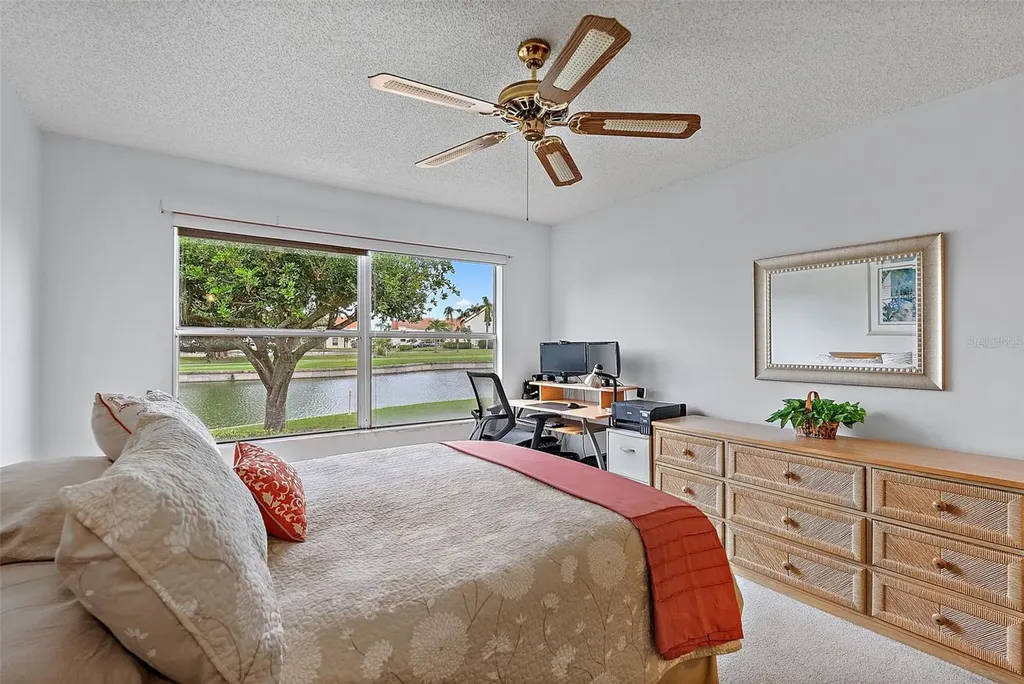 6077 Bahia Del Mar Boulevard St Petersburg FL 33715