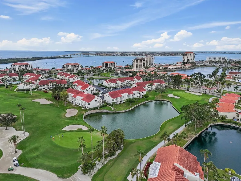 6077 Bahia Del Mar Boulevard St Petersburg FL 33715