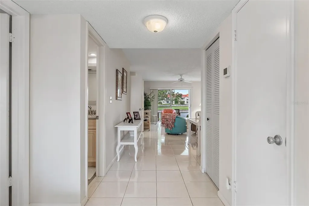 6077 Bahia Del Mar Boulevard St Petersburg FL 33715