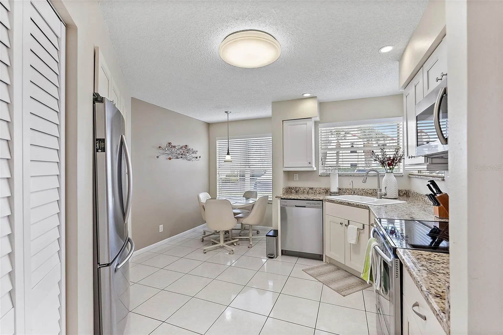 6077 Bahia Del Mar Boulevard St Petersburg FL 33715