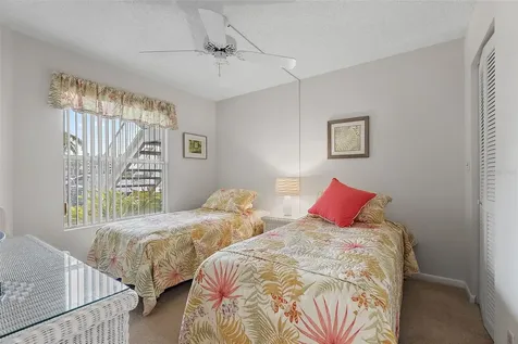 6077 Bahia Del Mar Boulevard St Petersburg FL 33715