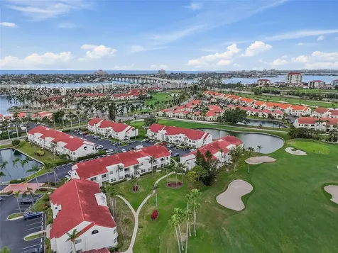 6077 Bahia Del Mar Boulevard St Petersburg FL 33715