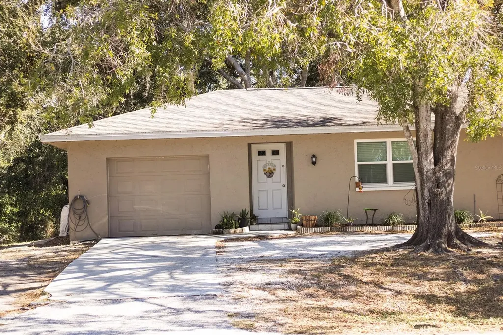901 S Lockwood Ridge Road Sarasota FL 34237
