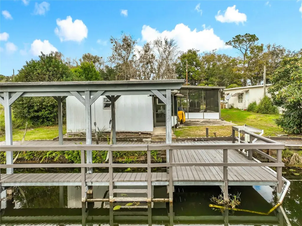 13508 Palm Drive Astatula FL 34705