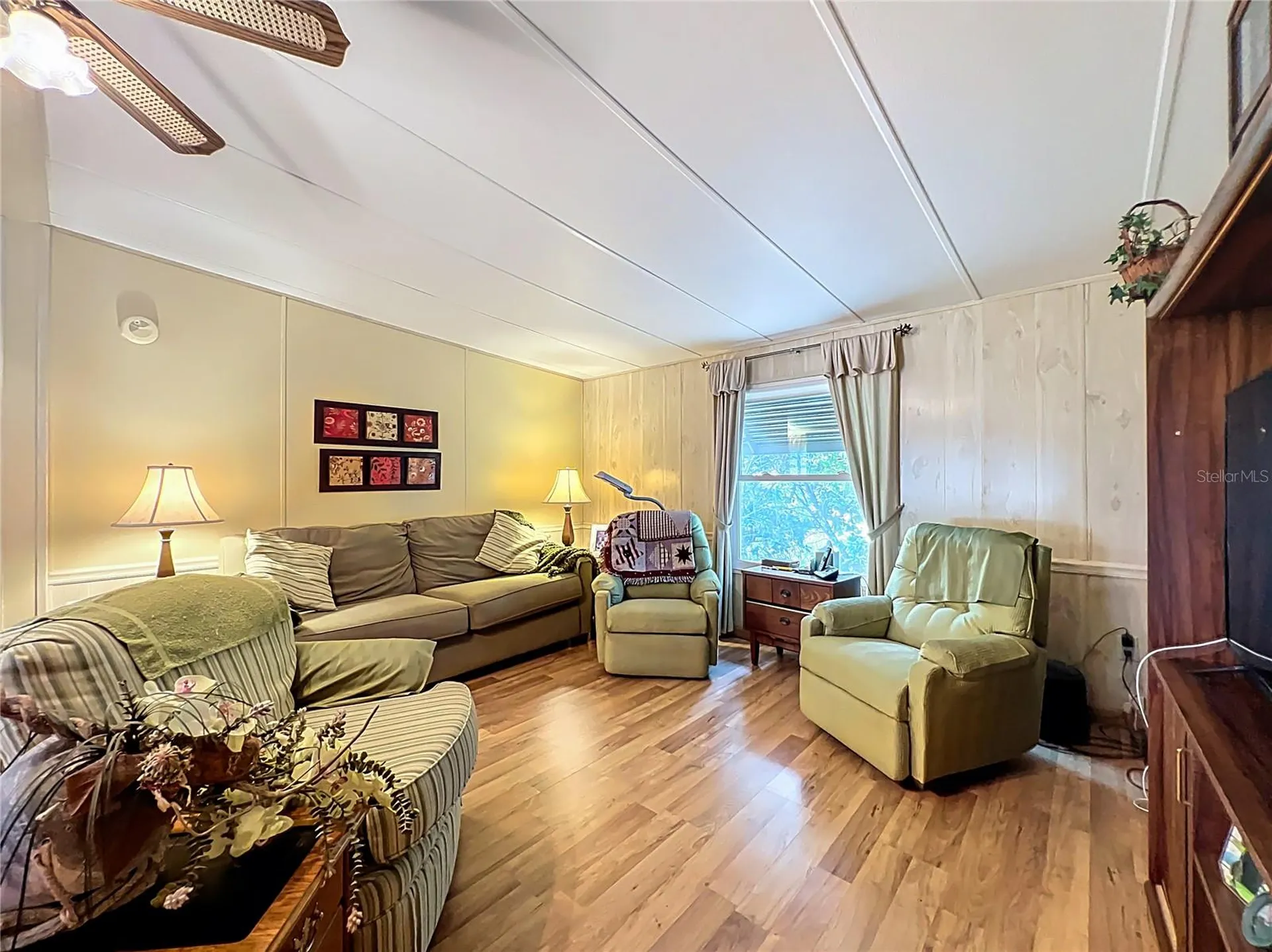 13508 Palm Drive Astatula FL 34705