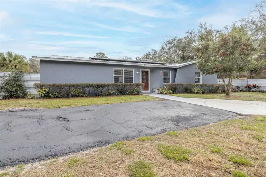 7730 White Road Lake Wales FL 33898