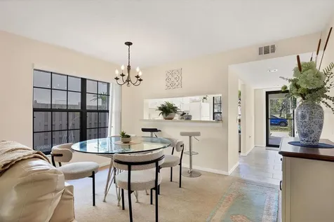 4767 Winslow Beacon Sarasota FL 34235
