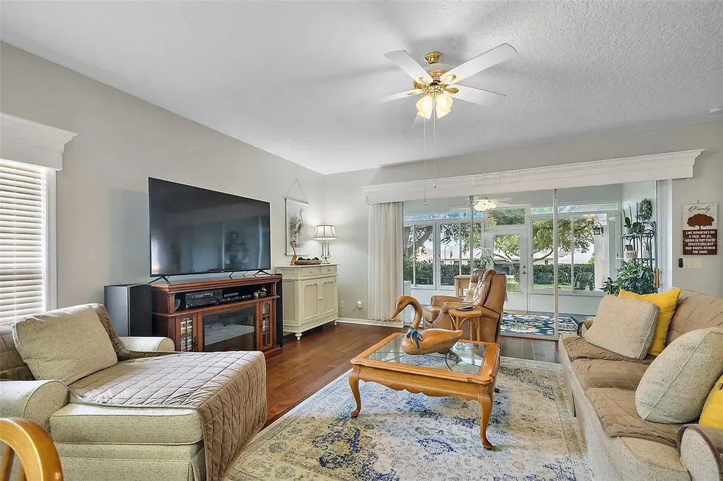 3584 Tropical Seas Loop Tavares FL 32778