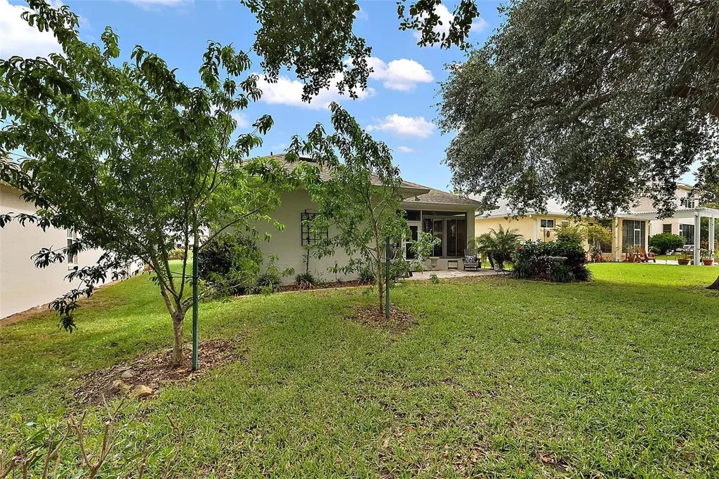 3584 Tropical Seas Loop Tavares FL 32778